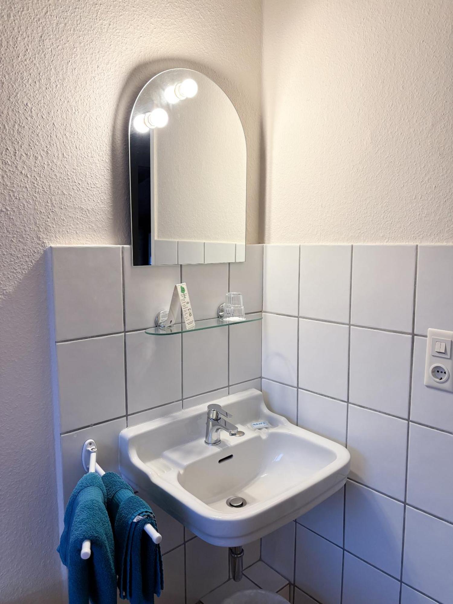 Hotel Zum Wikinger Sankt Peter-Ording Room photo